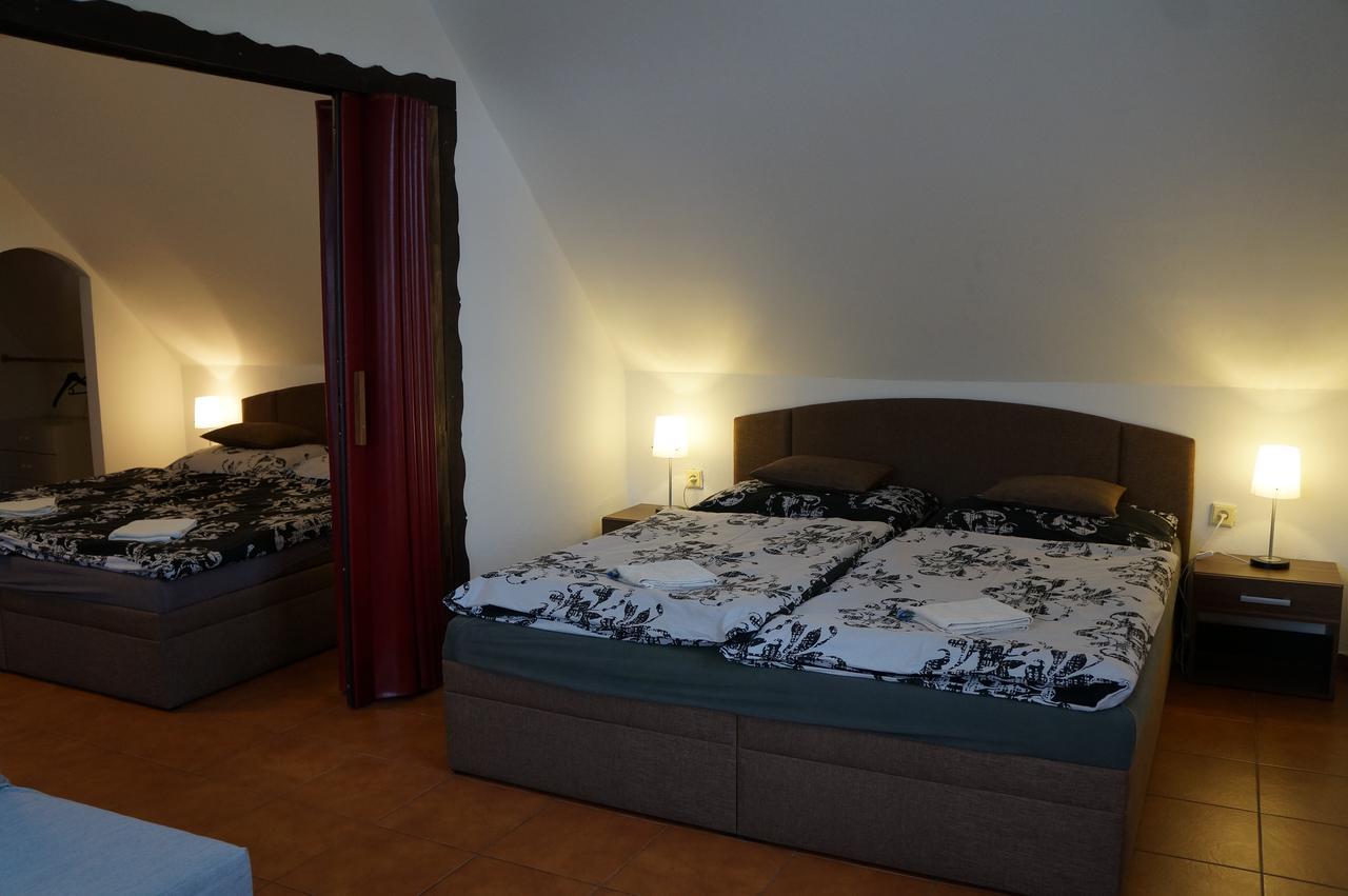 Penzion Kutil Trojanovice Frenstat pod Radhostem Exterior foto