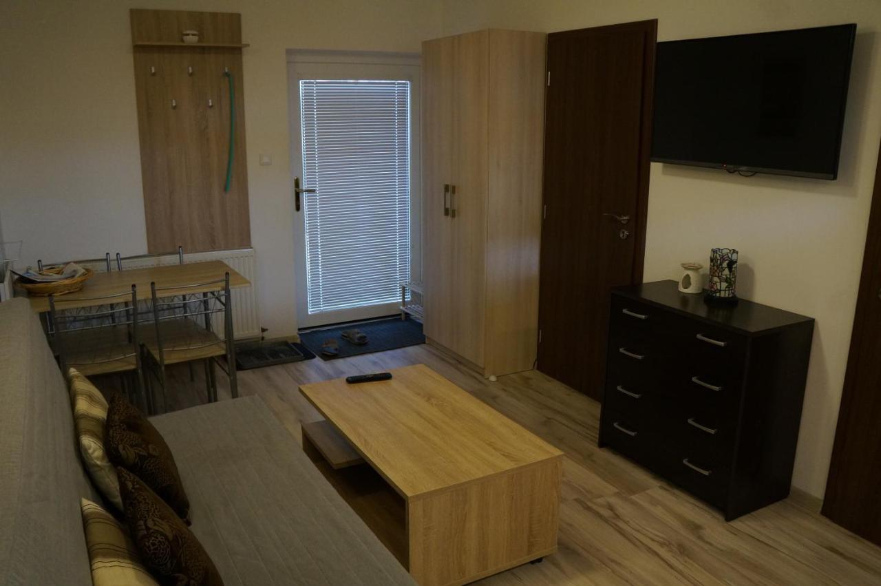 Penzion Kutil Trojanovice Frenstat pod Radhostem Exterior foto