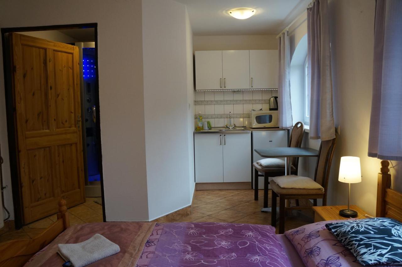 Penzion Kutil Trojanovice Frenstat pod Radhostem Exterior foto